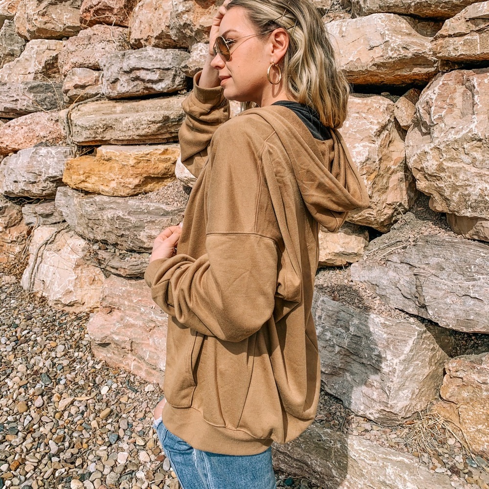 ❌SOLD❌ 🆕✨ Oversized Drawstring Zip Up Hoodie - Picture 4 of 4